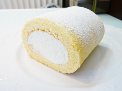 三茶バニラロールケーキ